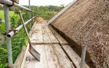 advantages of Brandon Creek thatch roofing